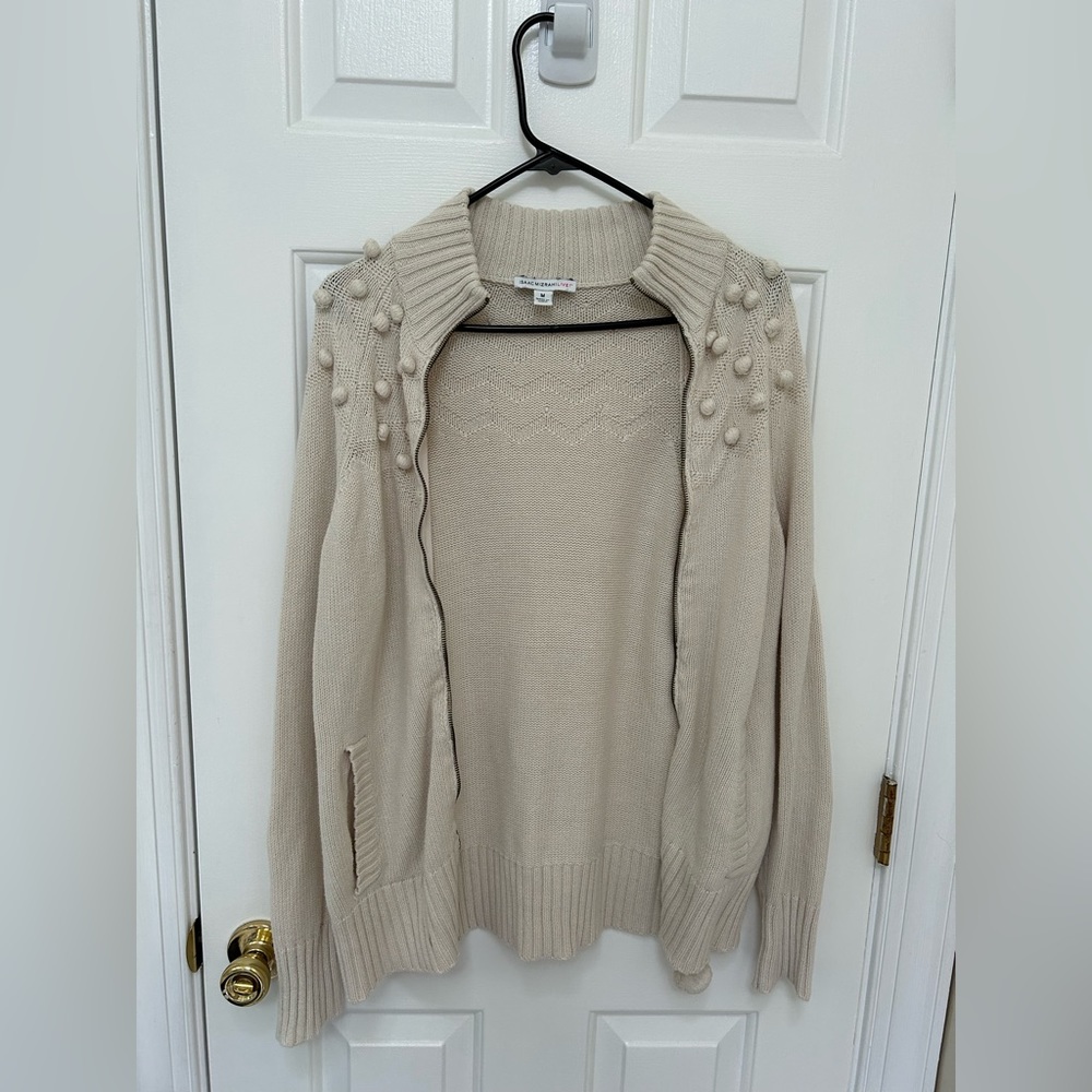 Isaac Mizrahi Beige Zip Up Cardigan